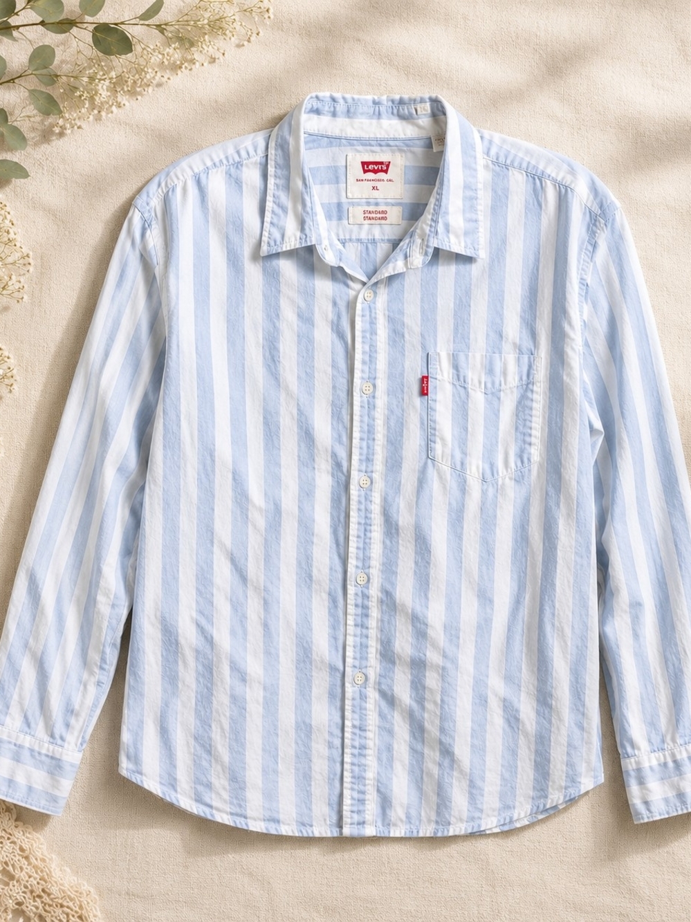 Levi's XL Blue White Stripe Cotton Button Up Shirt Standard Fit